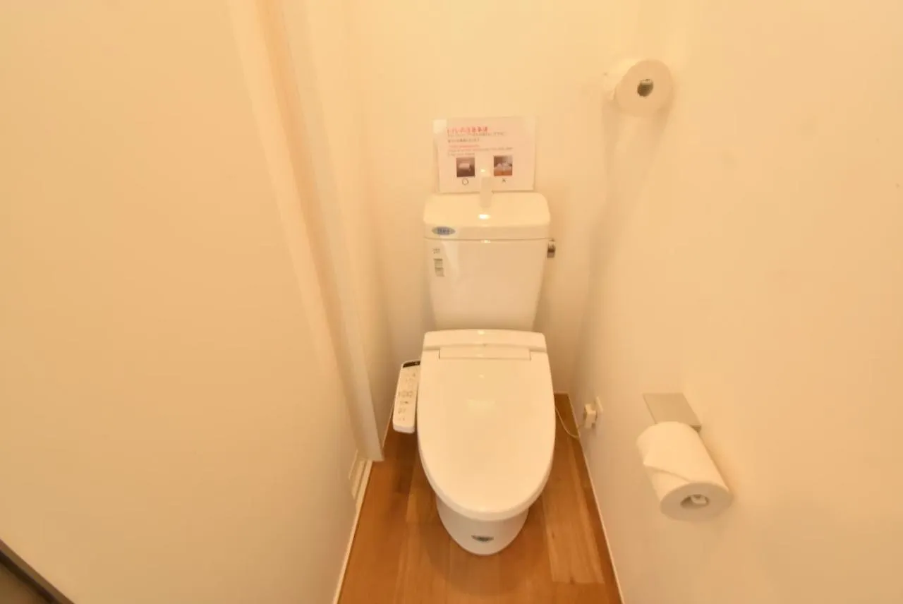 Enzo Sakurababa Apartment Omura