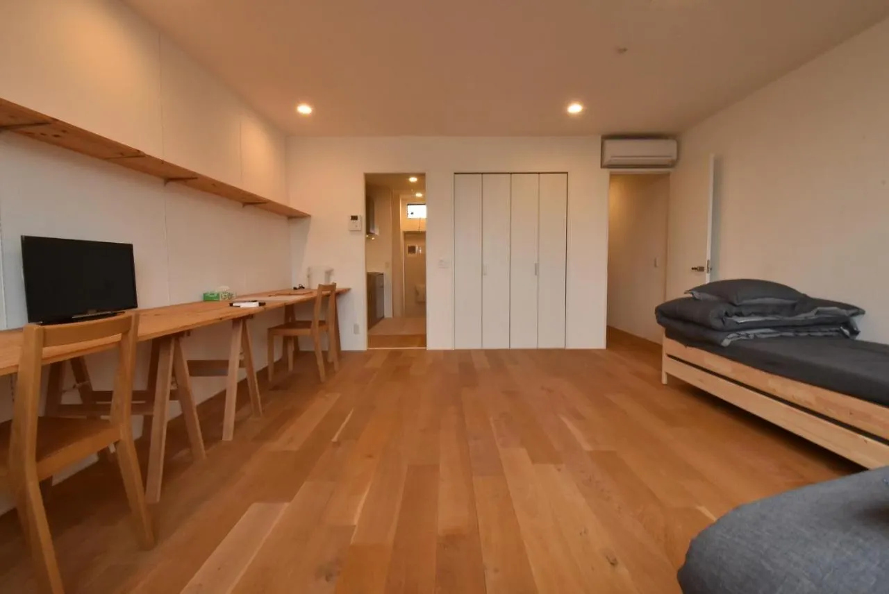 Enzo Sakurababa Apartment Omura