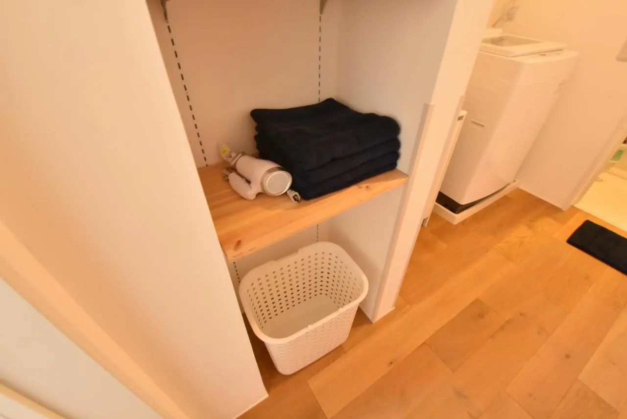 Enzo Sakurababa Apartment Omura