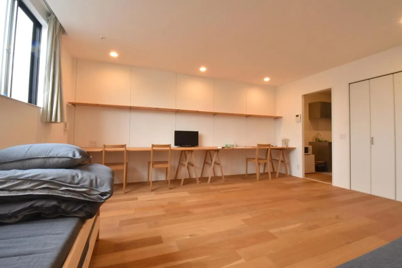 Enzo Sakurababa Apartment Omura Japan