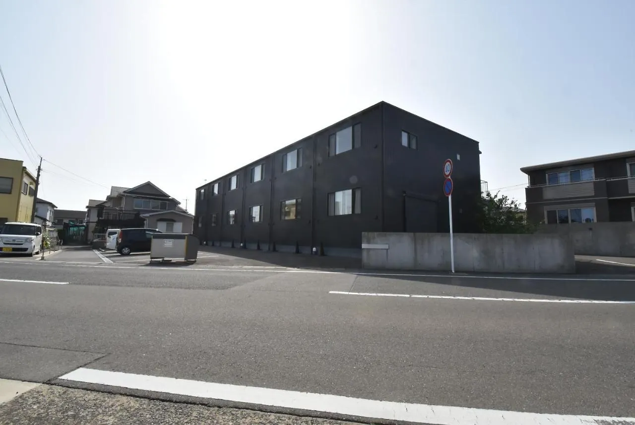 Enzo Sakurababa Apartment Omura Japan